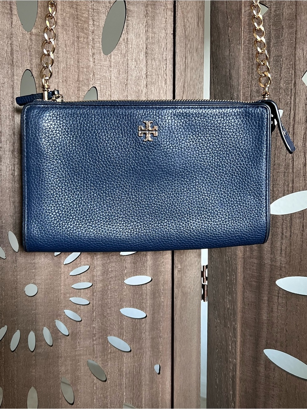 Tory Burch Navy Pebbled Leather Chain Crossbody Wallet with Gold Logo